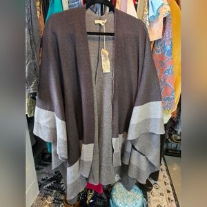 NWT Mystree Poncho